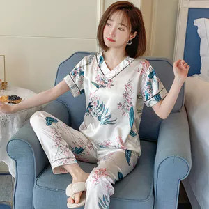 Nguồn Bộ Đồ Ngủ Nữ Ice Silk Quần Ngắn Tay Cổ Chữ V Phiên Bản Hàn Quốc Ngọt Ngào Mô Phỏng Lụa Nhà