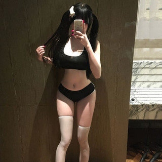 Bộ đồ thể thao gợi cảm dành cho nữ Áo Vest bên trắng Quần short Phù hợp cho thể thao Yoga LUOXIAKE