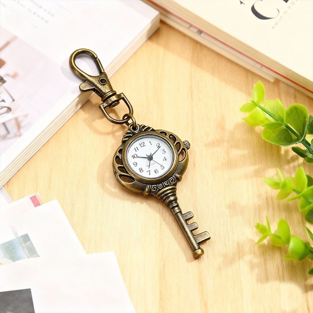 Đồng hồ bỏ túi FEDAOG, Đồng hồ móc khóa bền phong trào thạch anh, Đồng hồ mới lạ Thiết kế cổ điển Retro Sáng tạo Mặt dây chuyền cổ điển nhẹ Sử dụng hàng ngày