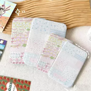 Ghép hoa văn nhỏTiện lợi cho làm đẹp & du lịch Gương gấp đa năng, gọn nhẹ