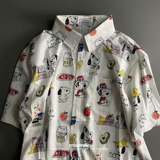 Áo sơ mi tay ngắn retro với họa tiết Snoopy và hoa, phù hợp cho cả nam và nữ, phong cách Hawaiian.