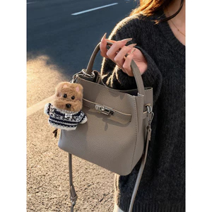 Túi xách nữ 66789|phong cách cổ điển cao cấp|túi xách nhỏ PU|dành cho nữ|19*20*14cm|mẫu mới Kaka House|túi đeo chéo đa dạng phong cách|túi xách tay phổ biến|túi xách dạng xô