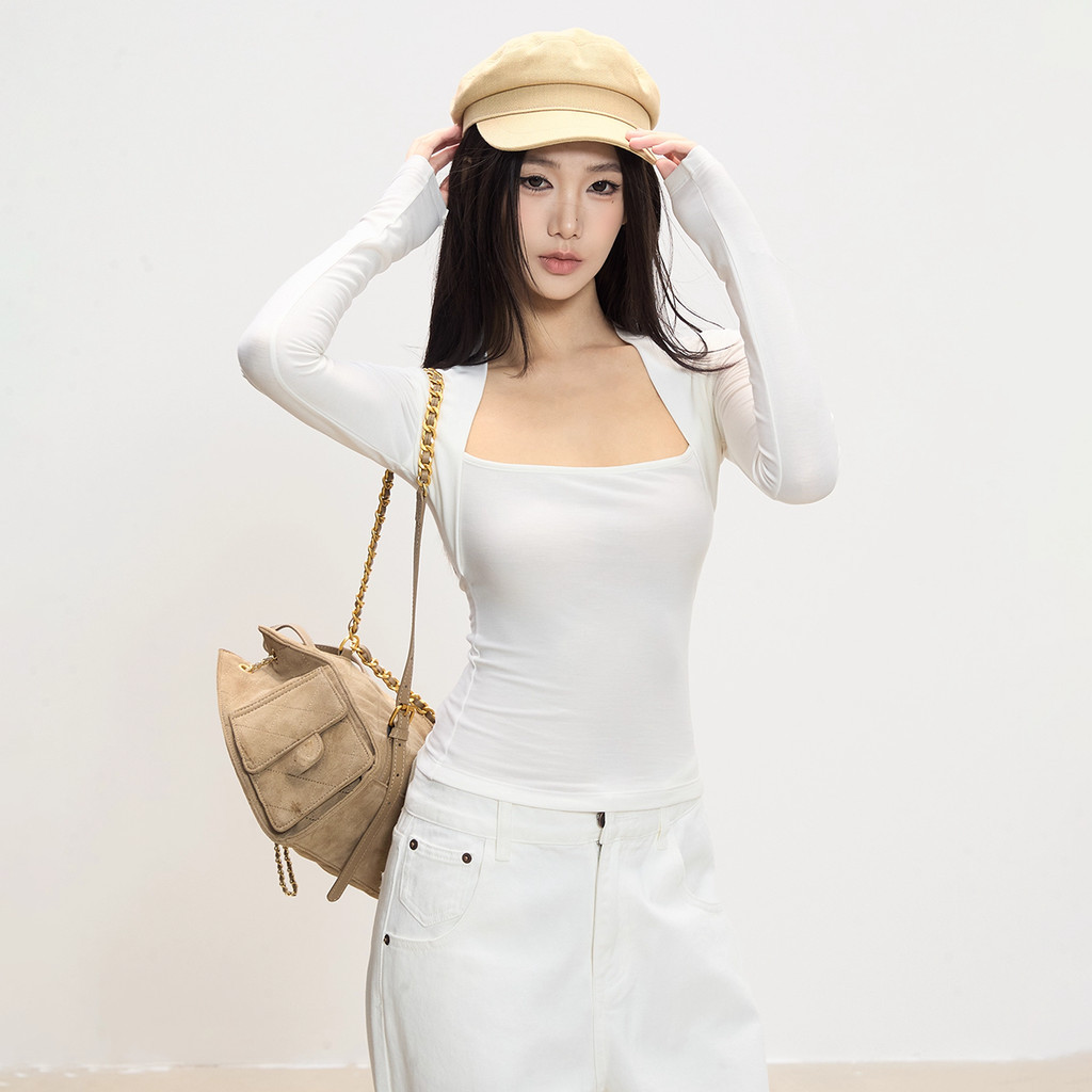 Áo Thun Nữ Ôm Cổ Vuông Tay Dài  Kiểu Cúp Ngực Cá Tính A5149222