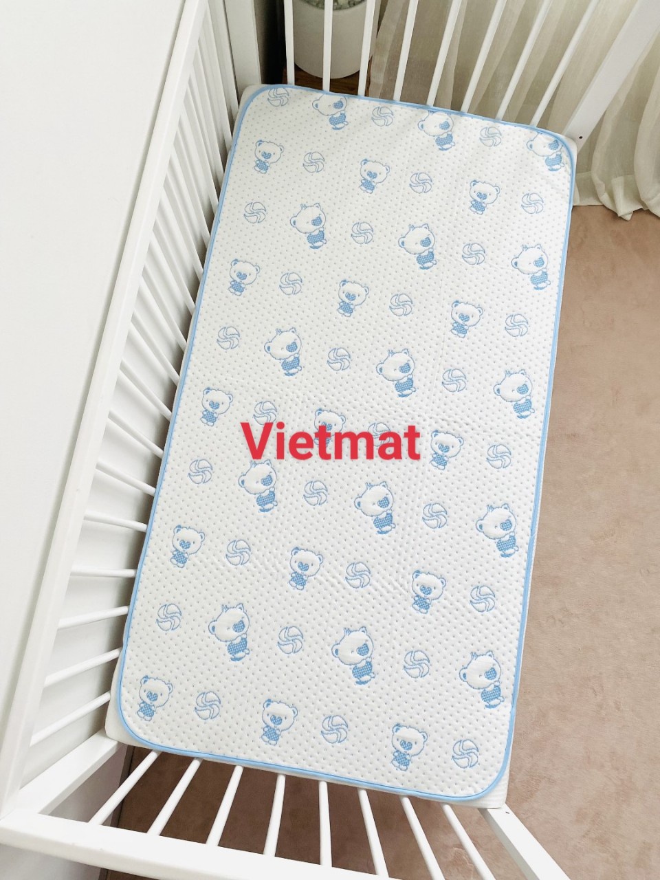 Mô tả 2 chiếc size 50x70cm tấm lót chống thấm cho bé Vietmat mềm êm, thoáng mát, không nóng bí lưng - 4
