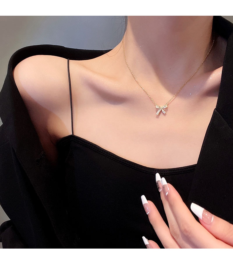Mô tả Dây chuyền nữ LAMY Bow Necklace Silver 6019 - 9