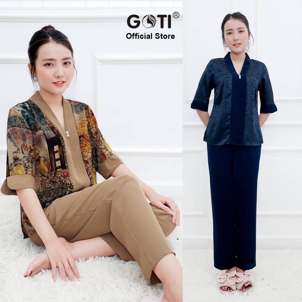 Mô tả Đồ Bộ Trung Niên GOTI Mặc Nhà Nữ Sang Trọng Chất Gấm Cao Cấp Cổ Chui Tay Lững Có Túi Pijama Lụa Cho Mẹ 3359 3360 - 1