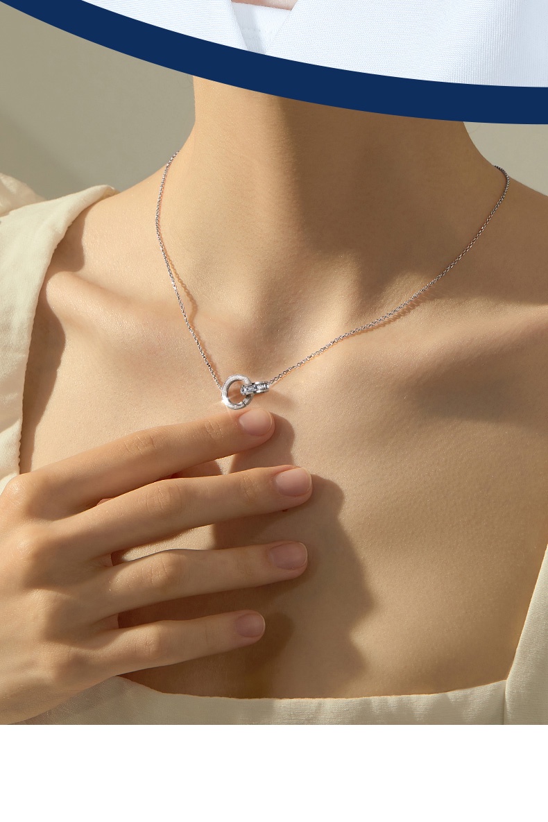 Vẻ đẹp tinh tế của dây chuyền LAMY Sweet Love