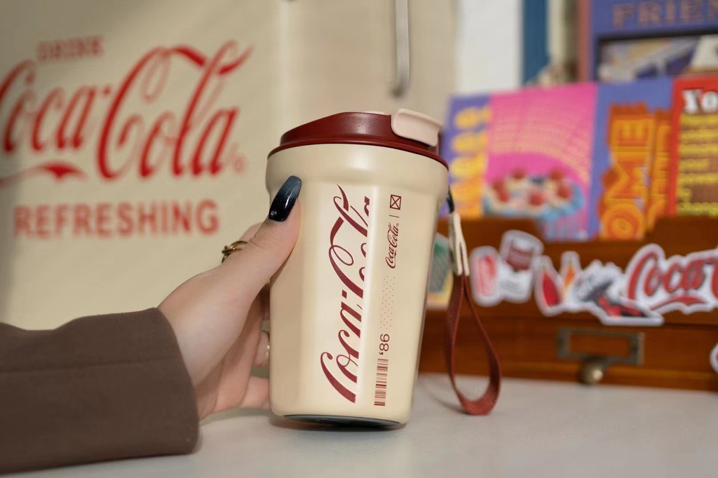 Mô tả Insulated cup Germ capacity 390ml 316 grade stainless steel material Coca Cola Co branded Coffee Cup - 2