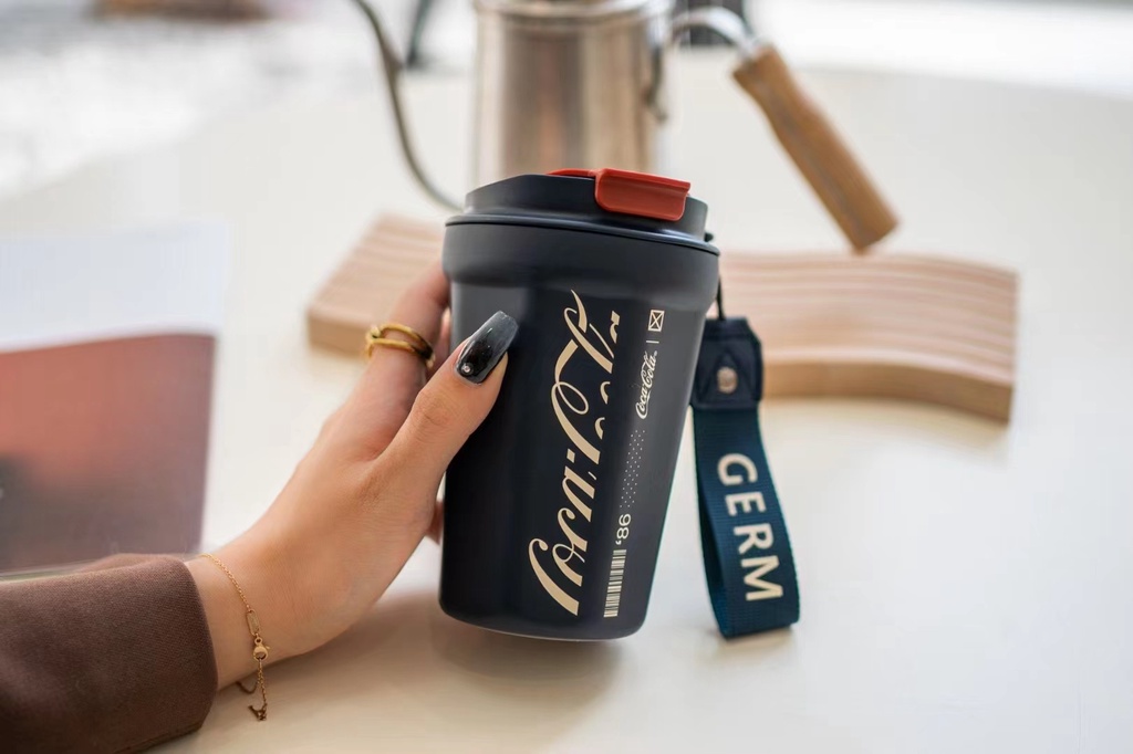 Mô tả Insulated cup Germ capacity 390ml 316 grade stainless steel material Coca Cola Co branded Coffee Cup - 9