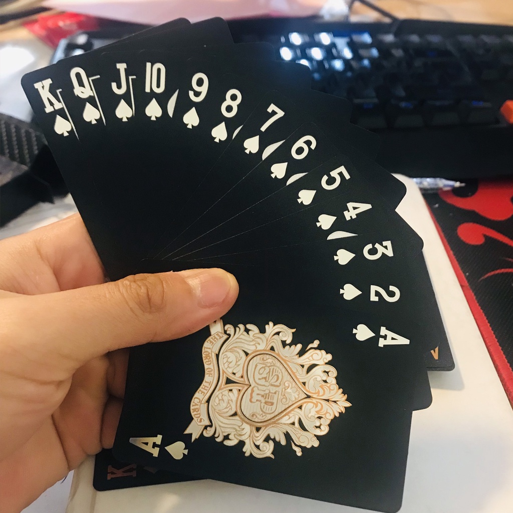 Mô tả Bài Tây Poker Mạ Nhũ BẠC Cao Cấp Phủ Si BẠC Hãng Amalife – Bộ 54 Lá Bài Pocker Nhựa Dẻo Chống Thấm Nước Chống Gãy - 8