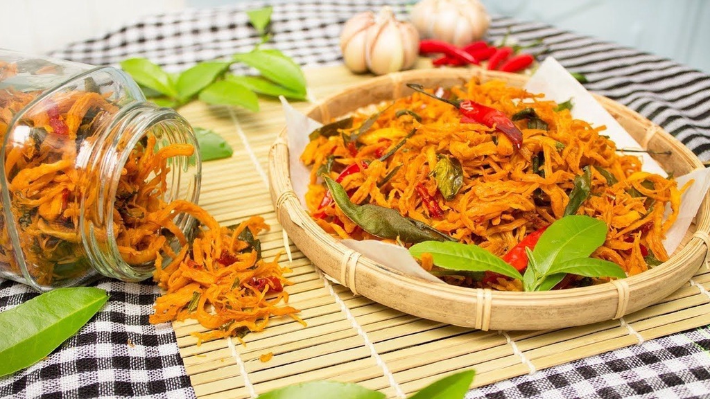 Mô tả Khô gà lá chanh Trạm ngọt Yumi đồ ăn vặt thịt xé sợi thơm ngon - 2
