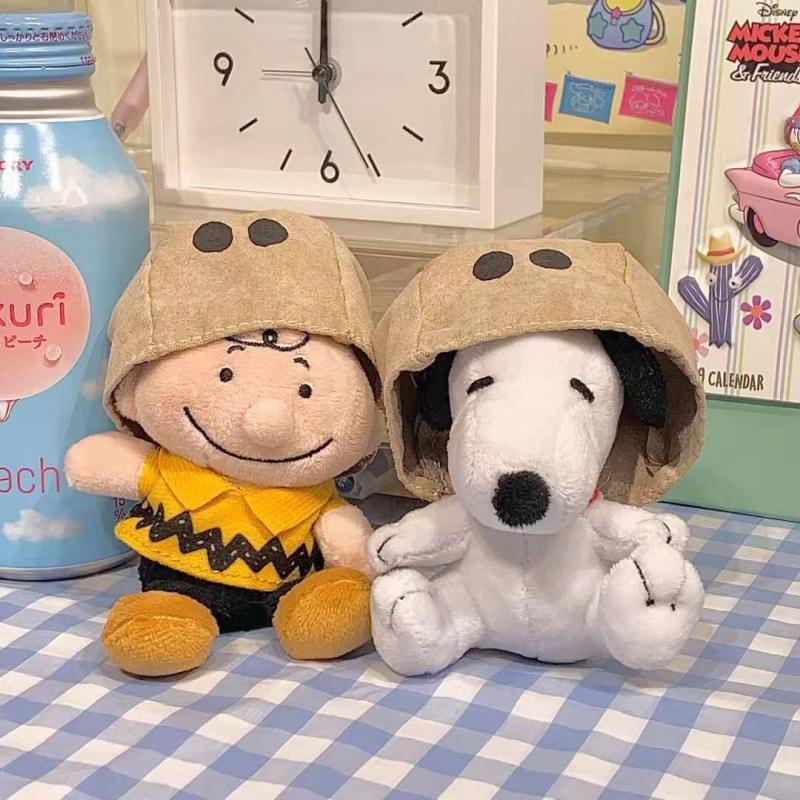 Móc khóa Snoopy Charlie Brown sang trọng có che mặt