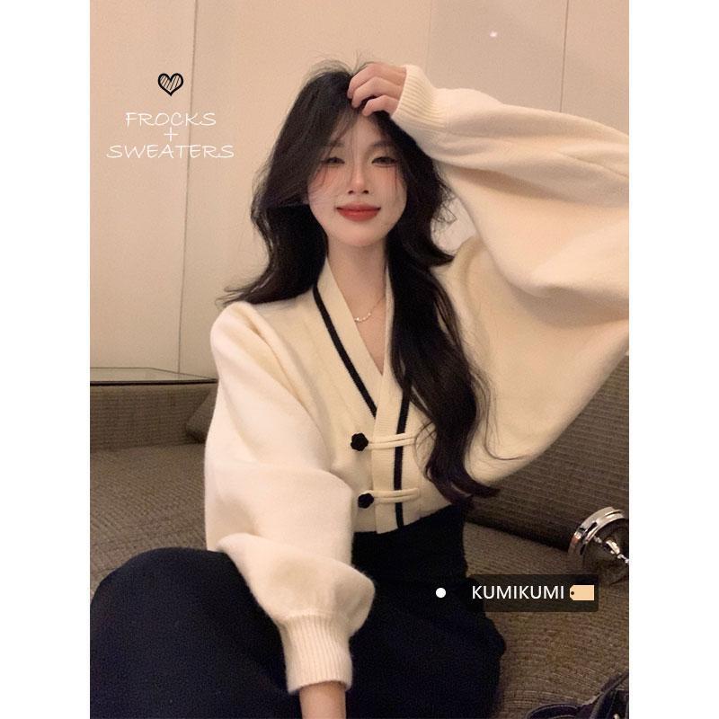 [YU]Ysyours Ngắn Sang Trọng Mới Trung Quốc Snap V-neck Áo Len Nữ Mùa Xuân Nhỏ Lỏng Lẻo Áo Len