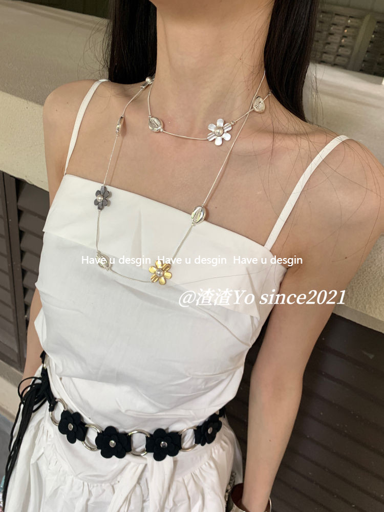 Have u desgin Hoa Kim Loại Màu Sắc Tương Phản Xếp Chồng Khâu Dài Đa Năng Thiết Kế Vòng Cổ Tinh Tế Feel ins Áo Len Dây Xích Nữ