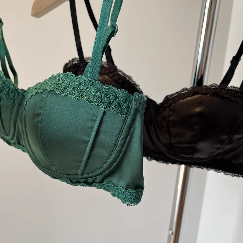 Áo Lót Nâng Ngực 1 / 2 cup Mềm Mỏng Không Gọng Phối Ren Thời Trang Quyến Rũ Cho Nữ