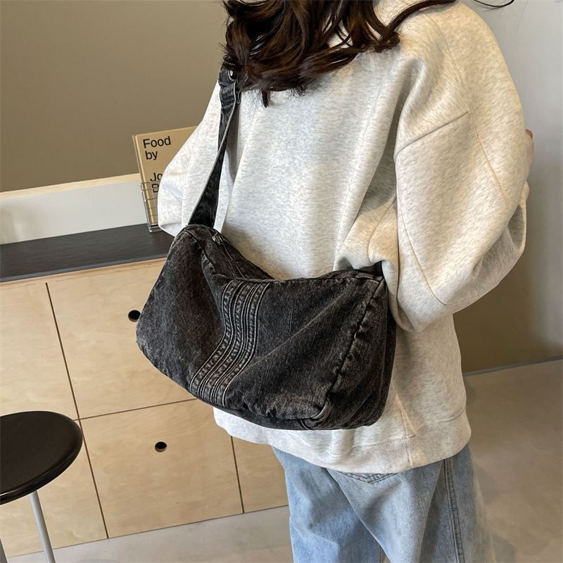 Niche Rửa Túi Bánh Bao Denim Thời Trang Lười Nghệ Thuật Phong Cách 2024 Phong Cách Mới Phù Hợp Với Tất Cả Trận Đấu Túi Đeo Vai