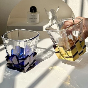Đá Viên Bia, Whisky, Nước Thủy Tinh Màu
