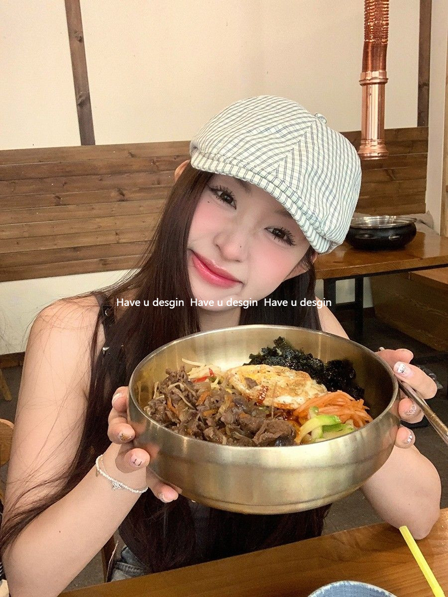 Have u desgin Thêu Chữ Checkered Phía Trước Mũ Thể Hiện Mặt Nhỏ Họa Sĩ Mũ Mỏng Phong Cách Thoáng Khí Văn Học Phù Hợp Với Mũ Nồi Nữ