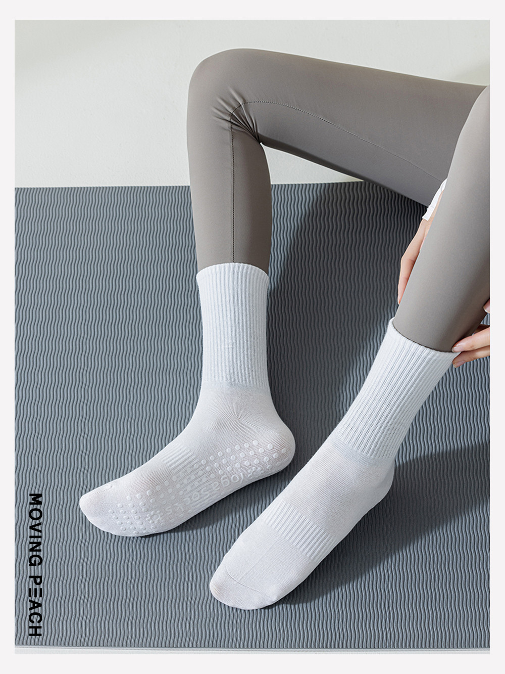 Mô tả MOVING PEACH Vớ Tập yoga Bằng cotton pvc tất chống trơn - 6