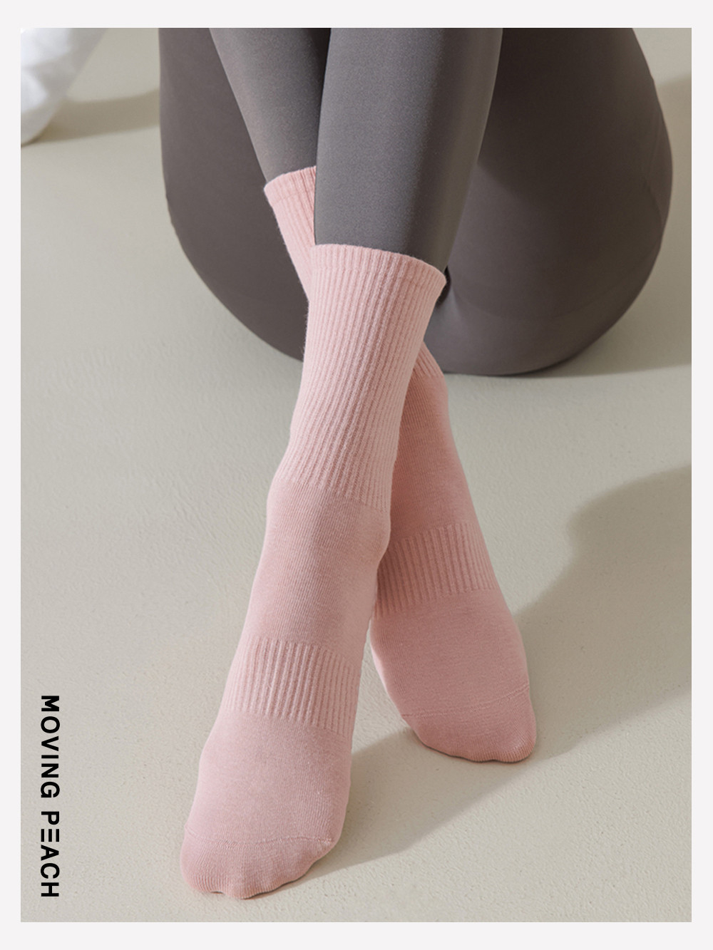 Mô tả MOVING PEACH Vớ Tập yoga Bằng cotton pvc tất chống trơn - 4