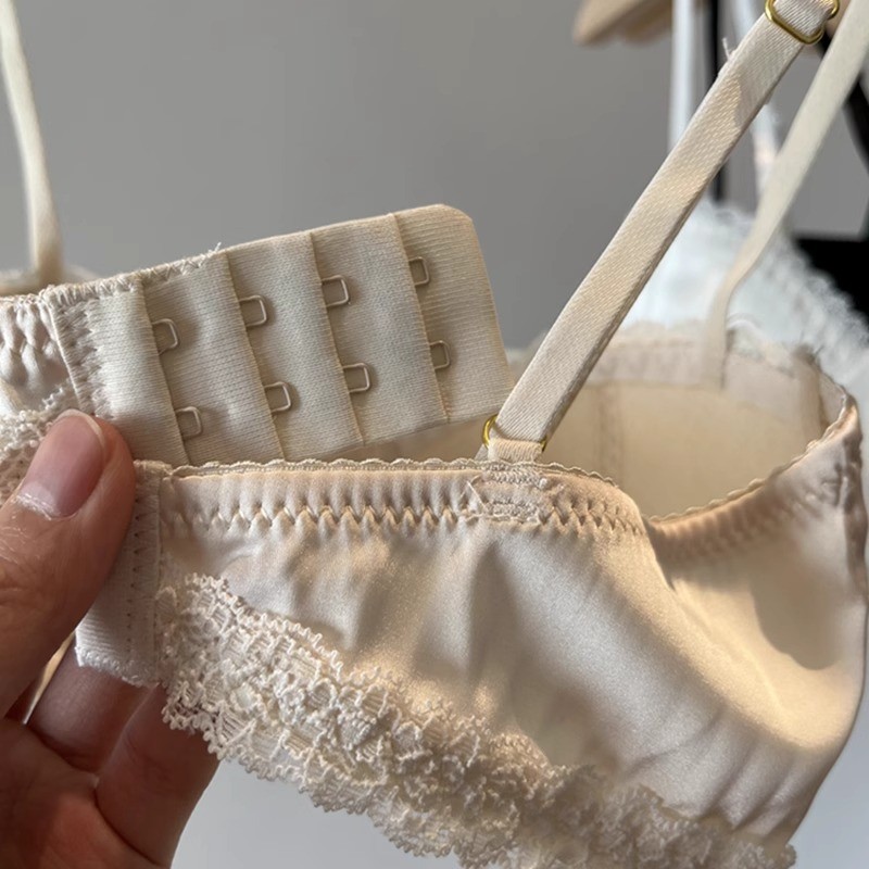 Áo Bra Không Gọng 3 / 4 Nâng Ngực Gợi Cảm Cho Nữ