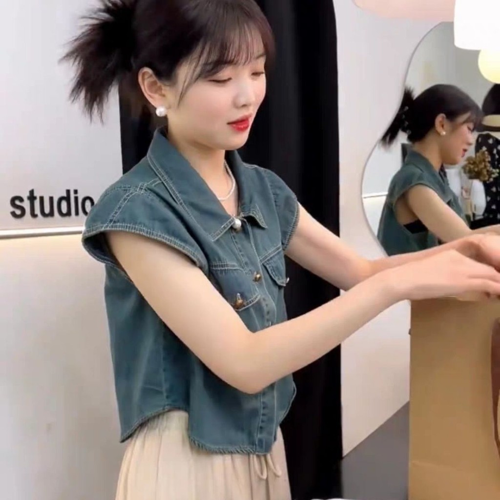 Lan ~ Phiên bản hàn quốc Retro Tính khí Áo ghi lê cổ polo Áo sơ mi Denim nữ mùa hè ngọt ngào Phong cách mát mẻ phù hợp cho mọi trận đấu Áo khoác ngắn Niche