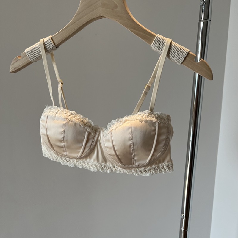Áo Bra Không Gọng 3 / 4 Nâng Ngực Gợi Cảm Cho Nữ