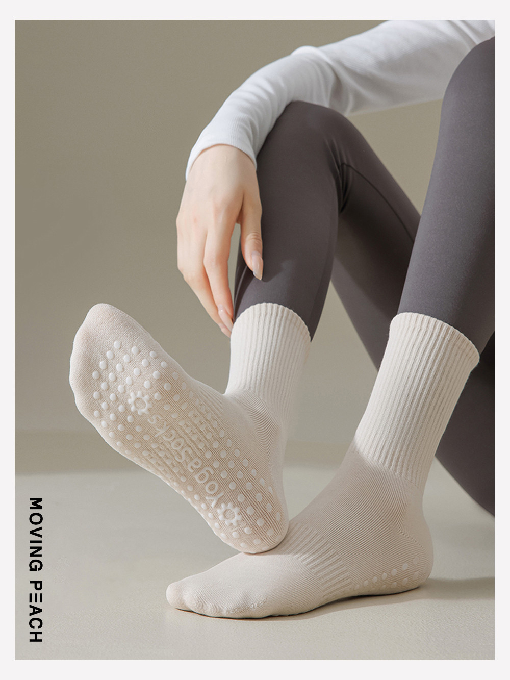 Mô tả MOVING PEACH Vớ Tập yoga Bằng cotton pvc tất chống trơn - 7