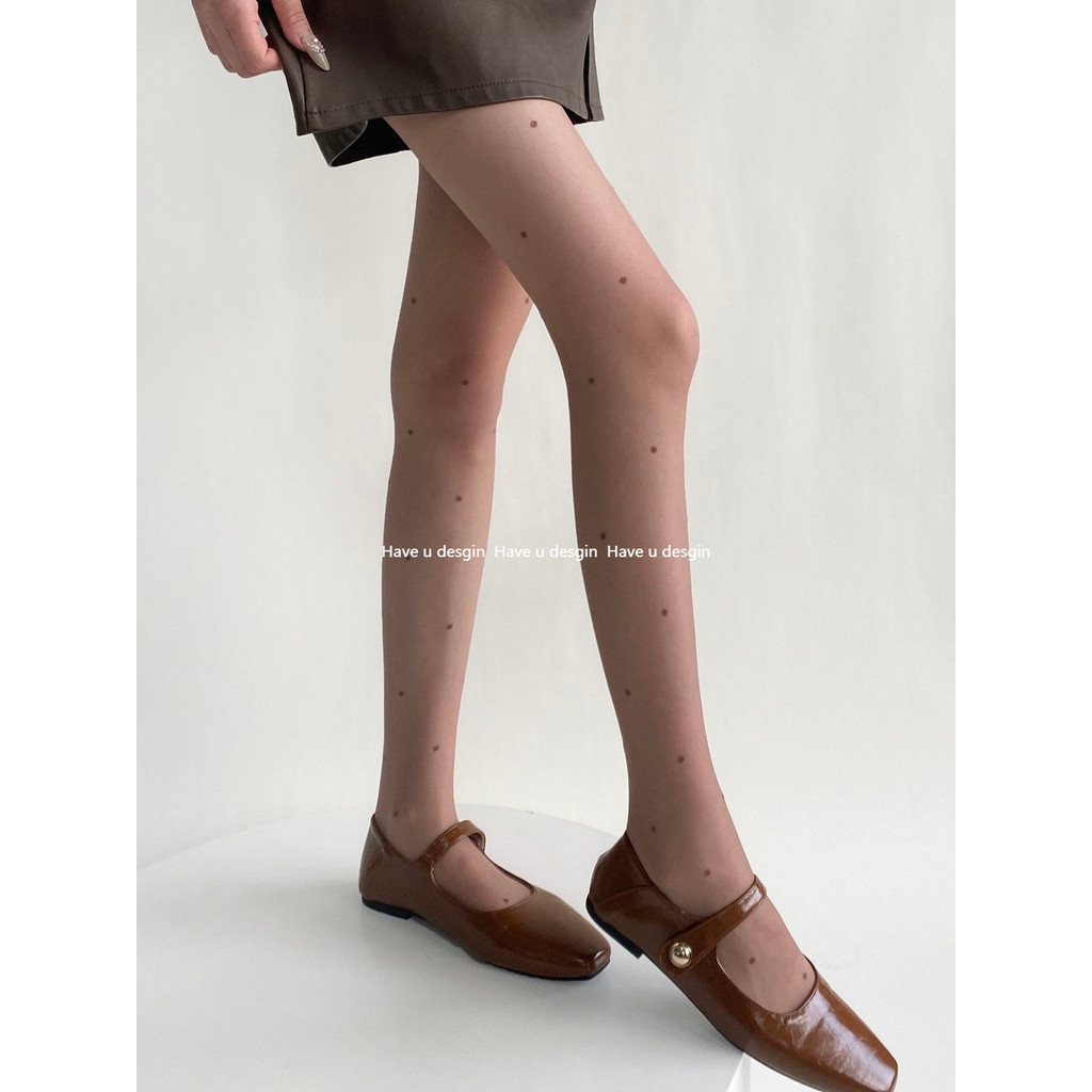 Có bạn desgin
 Pháp Thanh Lịch Retro Polka Nhẹ Thuốc Lá Màu Xám Vớ Nữ Mỏng Phong Cách Chống Móc Quần Mùa Hè Trong Suốt Gợi Cảm Đen Lụa