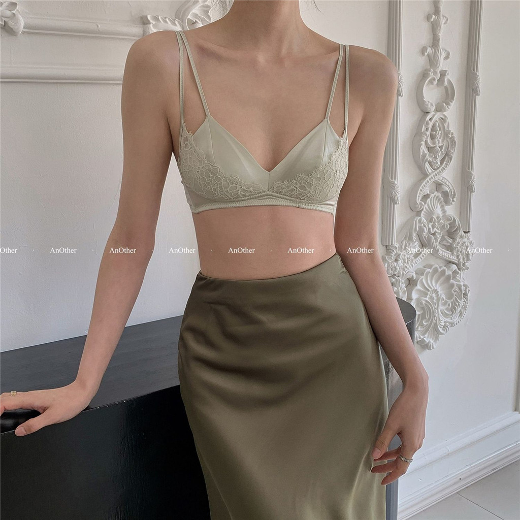 Mẫu mới phong cách Pháp - Quần lót nữ với chất liệu satin và ren push-up dành cho vòng một nhỏ, thiết kế mỏng nhẹ và gợi cảm