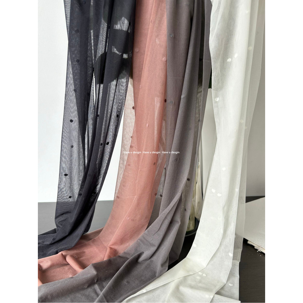 Có bạn desgin
 Pháp Thanh Lịch Retro Polka Nhẹ Thuốc Lá Màu Xám Vớ Nữ Mỏng Phong Cách Chống Móc Quần Mùa Hè Trong Suốt Gợi Cảm Đen Lụa