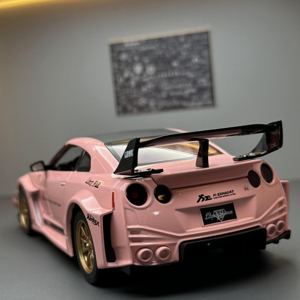 GTR R35 màu hồng sưu tập mô hình hợp kim mô phỏng đầy đủ 1.32 lốp màu ...