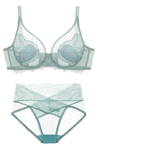 Bộ áo ngực thêu nữ Vòng thép mềm Đồ lót bé gái Cốc mỏng Quần lót Bralette nữ