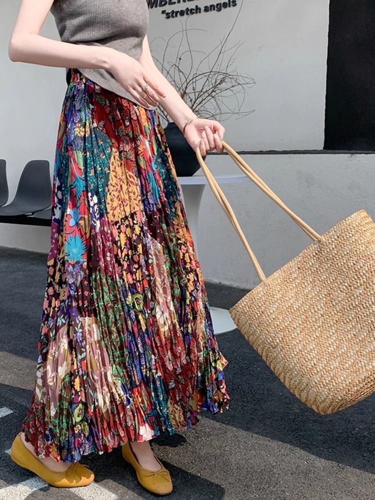 Váy nửa chiều dài bohemian cao cấp cho mùa hè với thiết kế in hình màu sắc tuyệt đẹp, phù hợp du lịch và nghỉ dưỡng.