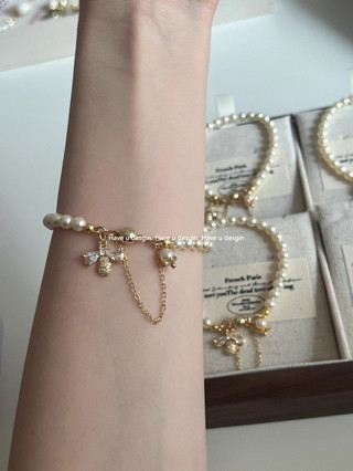 Vòng tay ngọc trai zircon ong nhỏ phong cách mới 2025, ngọt ngào và tinh tế