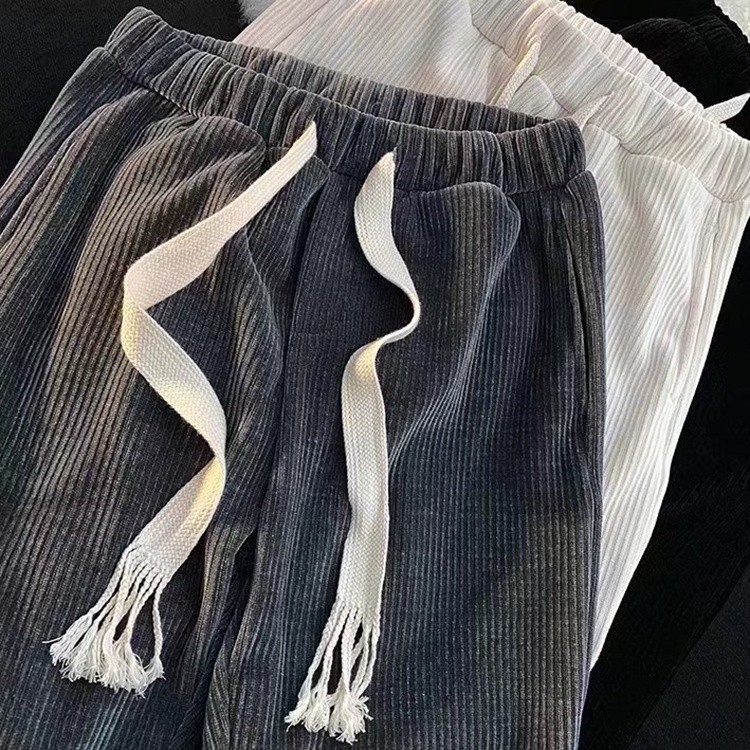 Mô tả Quần dài vải nhung dáng rộng và lông cừu IELGY dành cho nam - 9