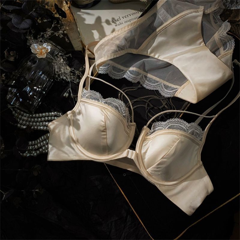 Áo lót nữ, Áo ngực trơn cài trước có đệm, có gọng nâng ngực Cao cấp BC_CHIC LINGERIE