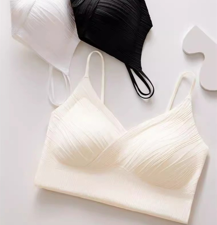 Dây Đeo Ngực Miếng Lót Nữ Liền Mạch Áo Ngực Gợi Cảm Nhỏ sling Thanh Niên Cô Gái Top Đồ Lót Mềm Không Dây Quần Lót Nữ Bralette