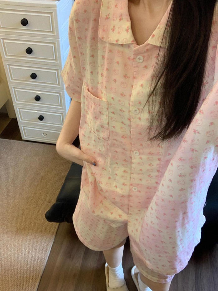 New Sweet Cartoon Floral Hello Kitty Short-sleeved Summer Pajamas Set For Women, Loose And Co