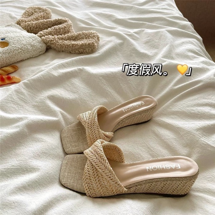 đôi dép dệt nhẹ nhàng đế dày đế dày đi biển dành cho nữ