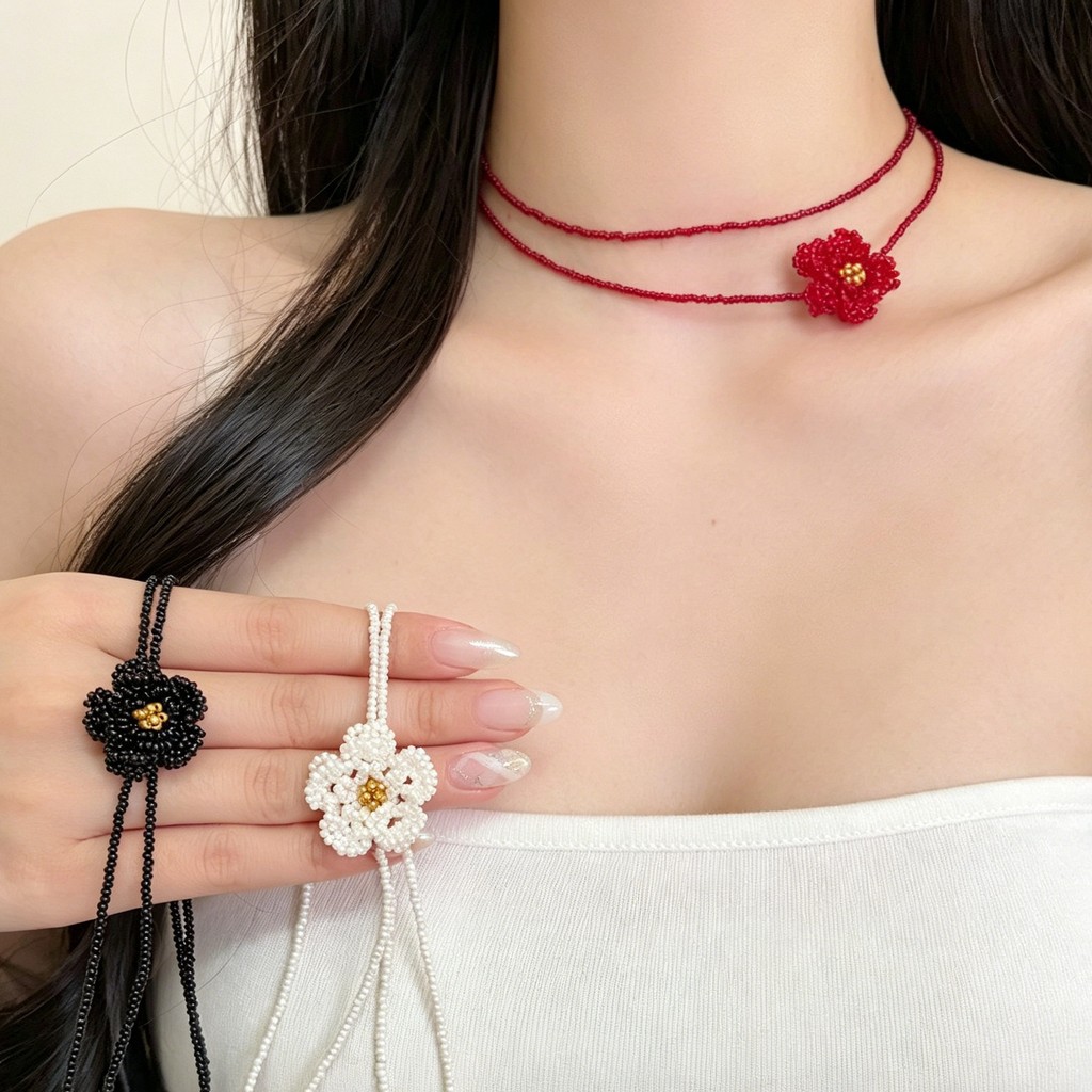 Vòng cổ hoa trà đính cườm tay đỏ dành cho nữ