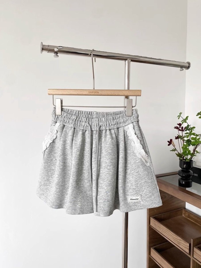 Mùa Hè Phong Cách Mới Phong Cách Hàn Quốc Cổ Đa Năng Phối Ren Nối Lưng Thun Màu Ống Rộng Quần Sh