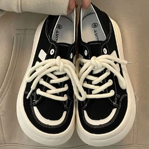 Giày vải đế dày Mango Toe dành cho Nữ, Siêu Hot và Đa năng Xuân Hè Phong cách mới Giày hai dâ
