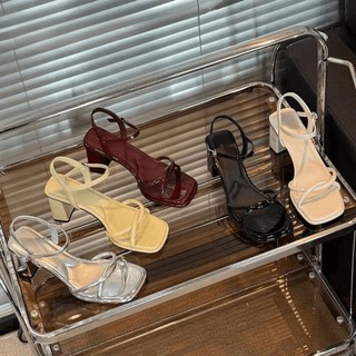 Dép sandal cao cấp màu bạc phong cách mới dành cho nữ mùa hè gót dày phong cách Pháp với váy