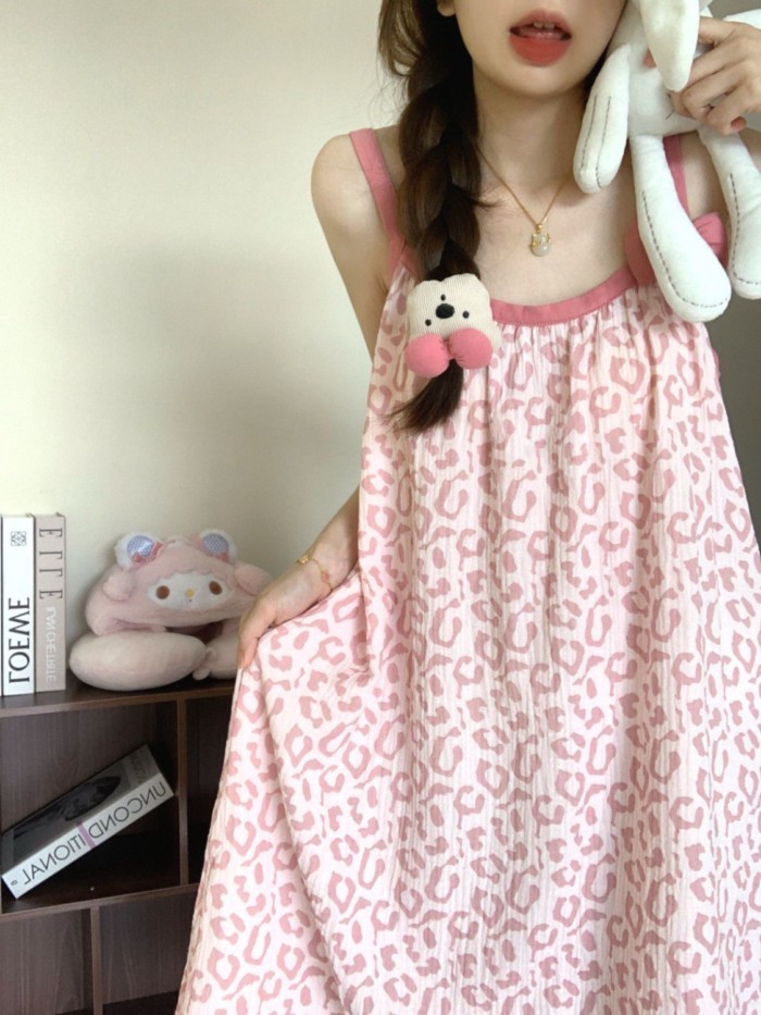 Màu hồng ngọt ngào họa tiết da báo treo đồ ngủ nữ mùa hè mới chất lượng cao váy ngủ mặc ở nhà