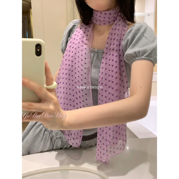 Khăn cổ nữ retro mỏng với họa tiết hoa hồng và chấm bi, phù hợp cho mùa xuân hè