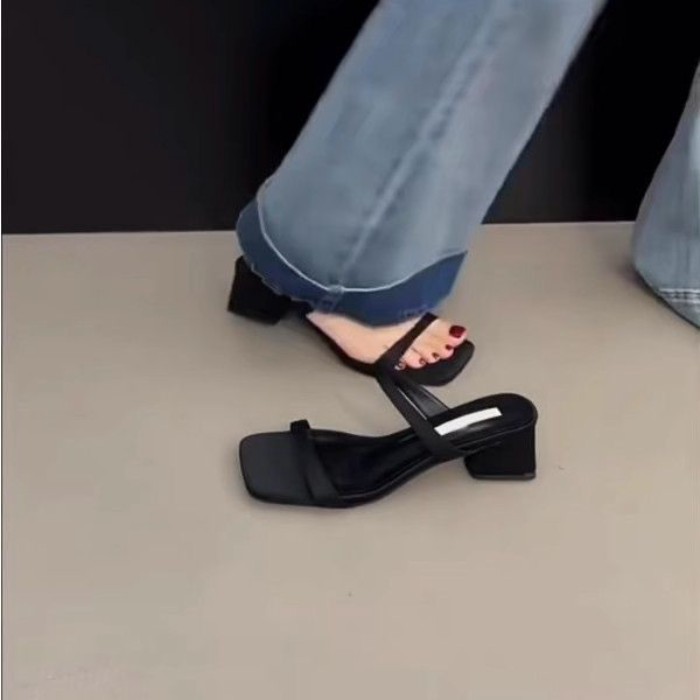 Dép đẹp mặc ngoài cho nữ, dép hở mũi đơn giản đa năng với váy và sandal đi lại
