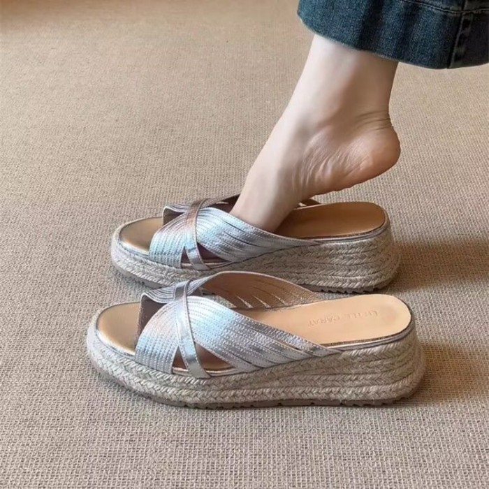 Giày sandal tăng chiều cao cho nữ bên ngoài giày sandal cao gót đế dày nêm nửa gót