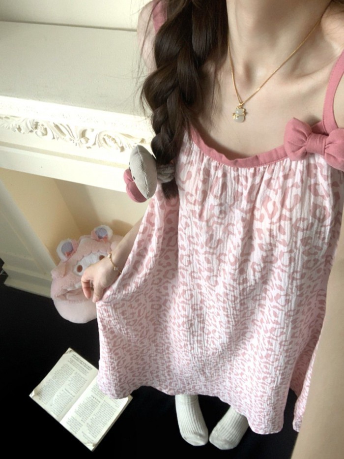 Màu hồng ngọt ngào họa tiết da báo treo đồ ngủ nữ mùa hè mới chất lượng cao váy ngủ mặc ở nhà