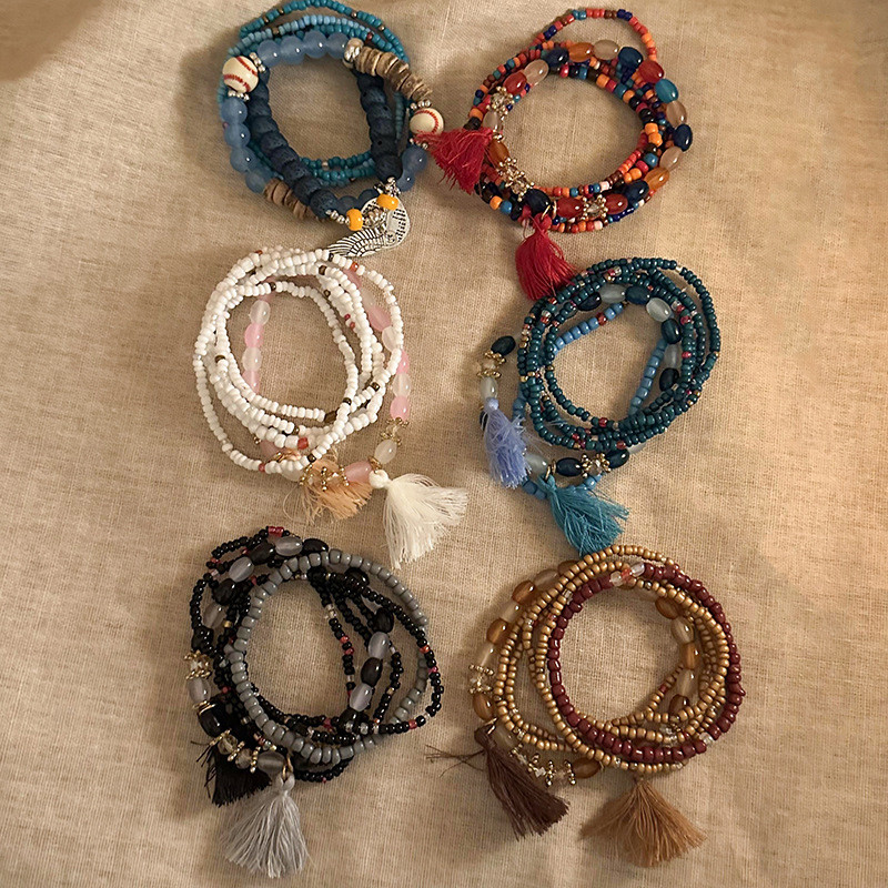 Vòng tay đính cườm nhiều lớp phong cách Bohemian cho bé gái